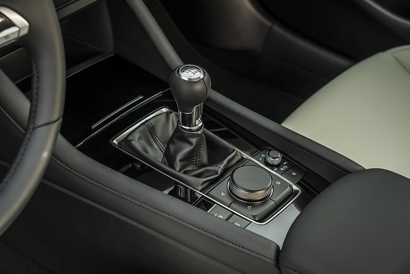Mazda 3 e-Skyactiv X 2.0 M Hybrid