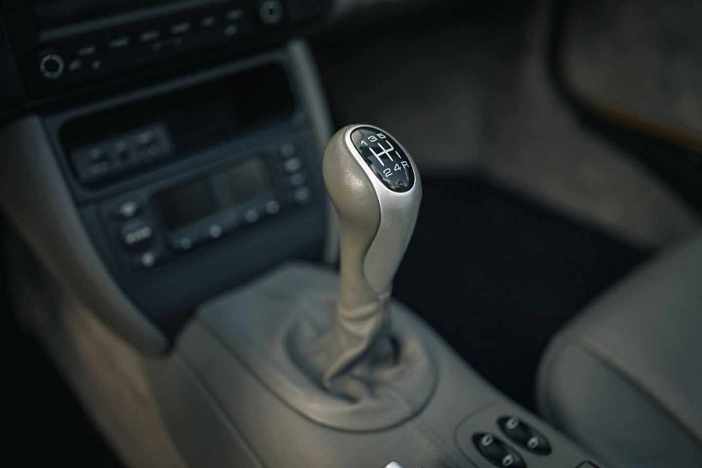Die Handschaltung ist die bessere Wahl im Vergleich zur Tiptronic