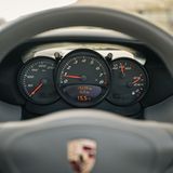 Im Gegensatz zum Porsche 911 hat der Boxster drei Rundinstrumente