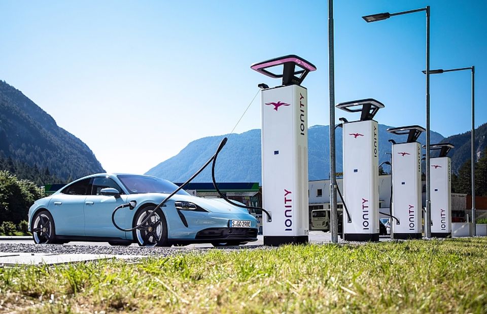 Ladesäule Ionity