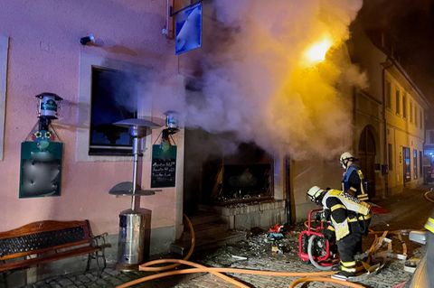 Die ausgebrannte Kneipe "Techtel-Mechtel" in Volkach
