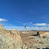 Die neue Attraktion des Amangiri: Der Cave Peak Stairway überwindet eine Höhe von 122 Metern