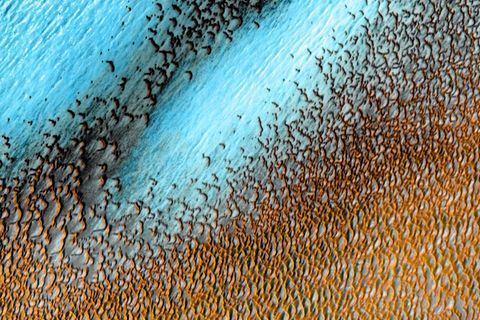 Atemberaubendes Foto vom Mars: Nasa veröffentlicht Bild von blauen Dünen auf dem roten Planeten
