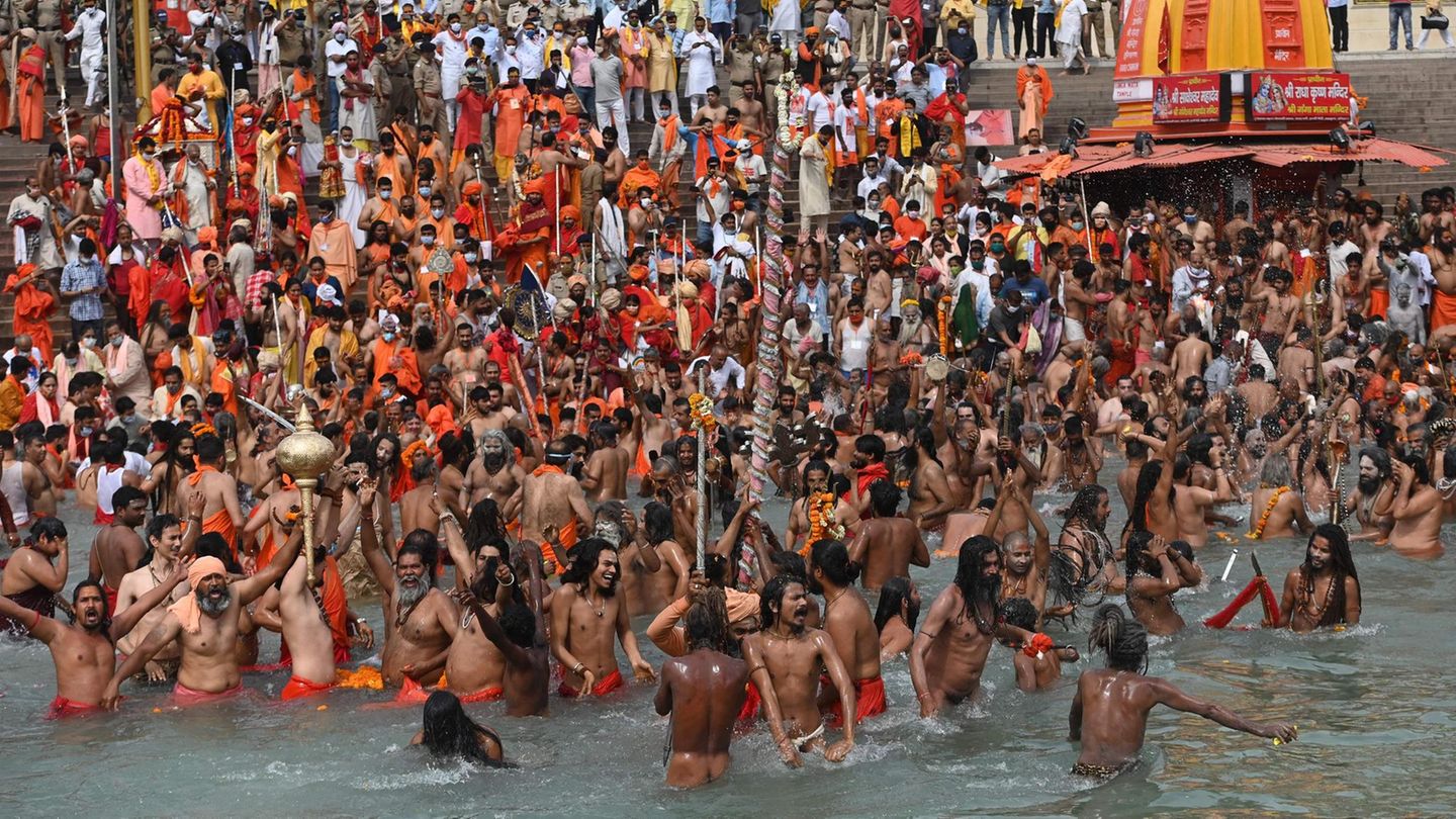 Indien Hat Mehr Corona Infektionen Als Brasilien Durch Religiose Feste Stern De