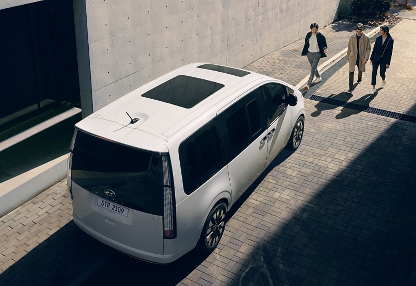 Hyundai Staria