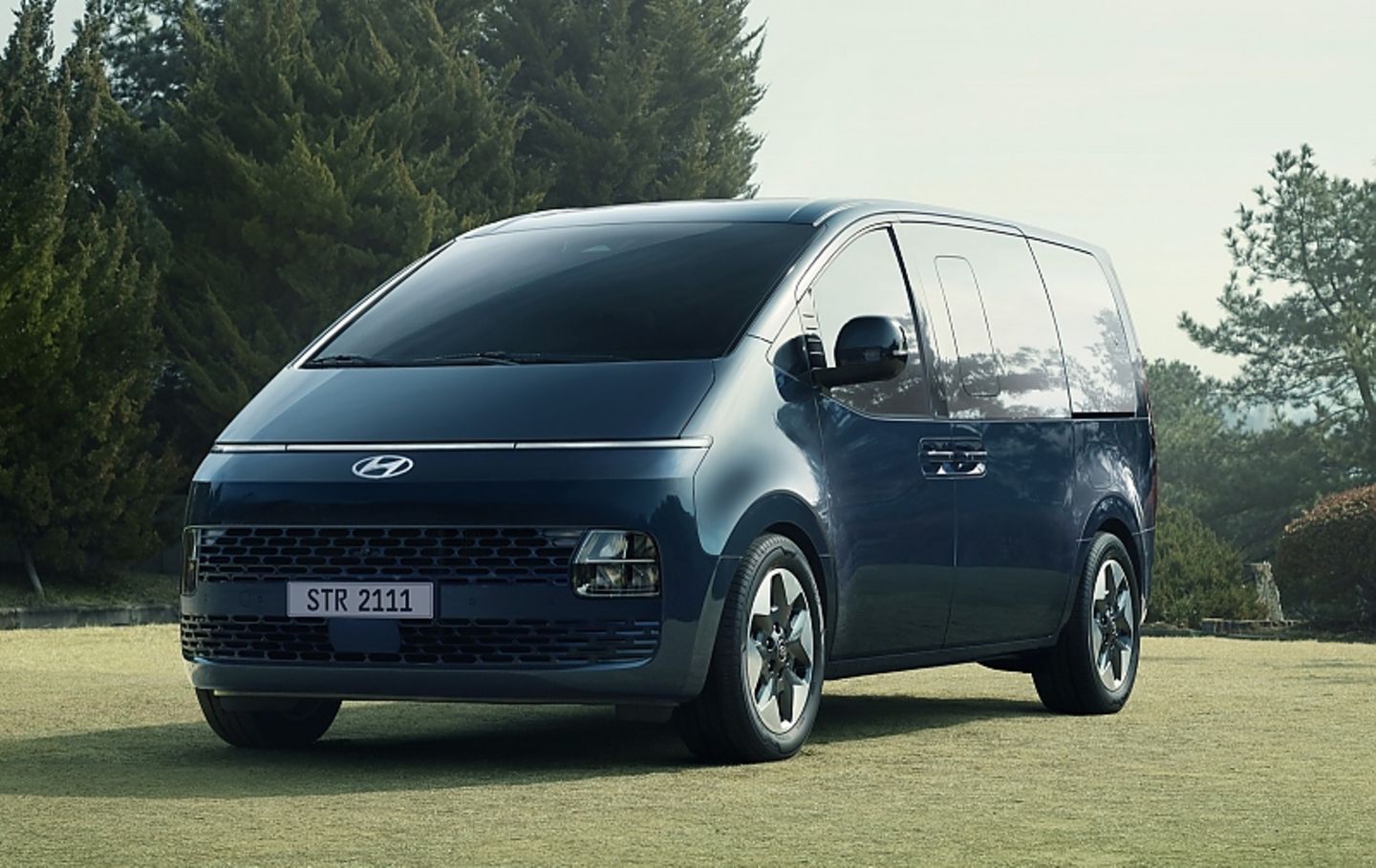Hyundai Staria