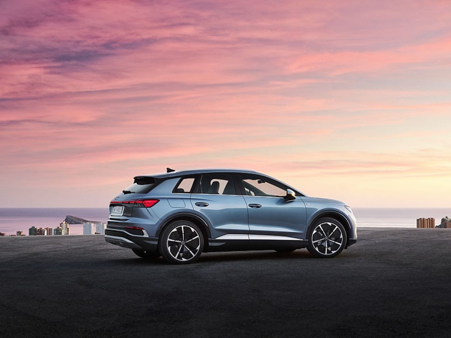Der Audi Q4 e-tron ist 4,59 Meter lang