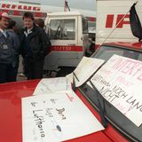 Der Abschiedsflug war mit vielen Emotionen und auch mit Protesten verbunden