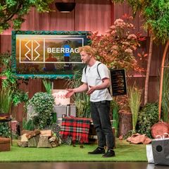 "BeerBag" im Test: Tilmann Rothe präsentiert seine Erfindung in der Vox-Sendung "Die Höhle der Löwen"