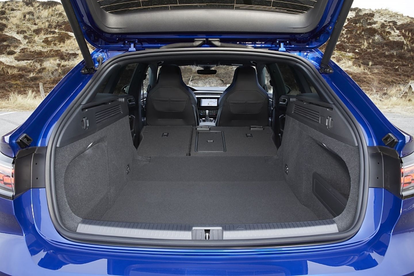 VW Arteon R Shooting Brake