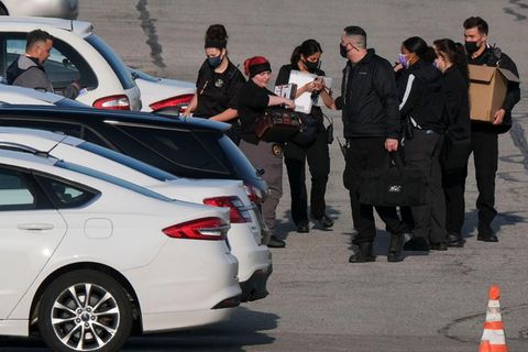 Mindestens acht Tote – Mann schießt in Indianapolis um sich