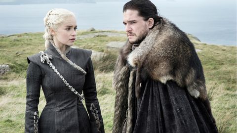 Eine Szene aus "Game of Thrones": Kit Harington als Jon Schnee und Emilia Clarke als Daenerys Targaryen