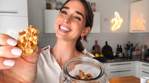 Rezept im Video: So machen Sie leckeres Granola