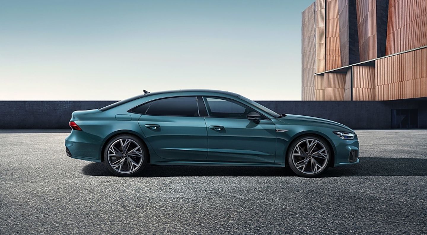 Audi A7 L China