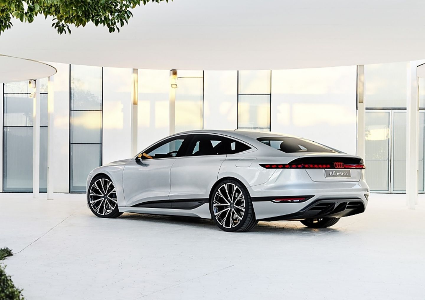 Audi A6 E Tron Concept