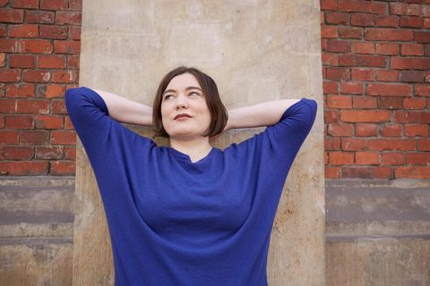 Alena Schröder, 42, lebt in Berlin und arbeitet als Schriftstellerin und Journalistin