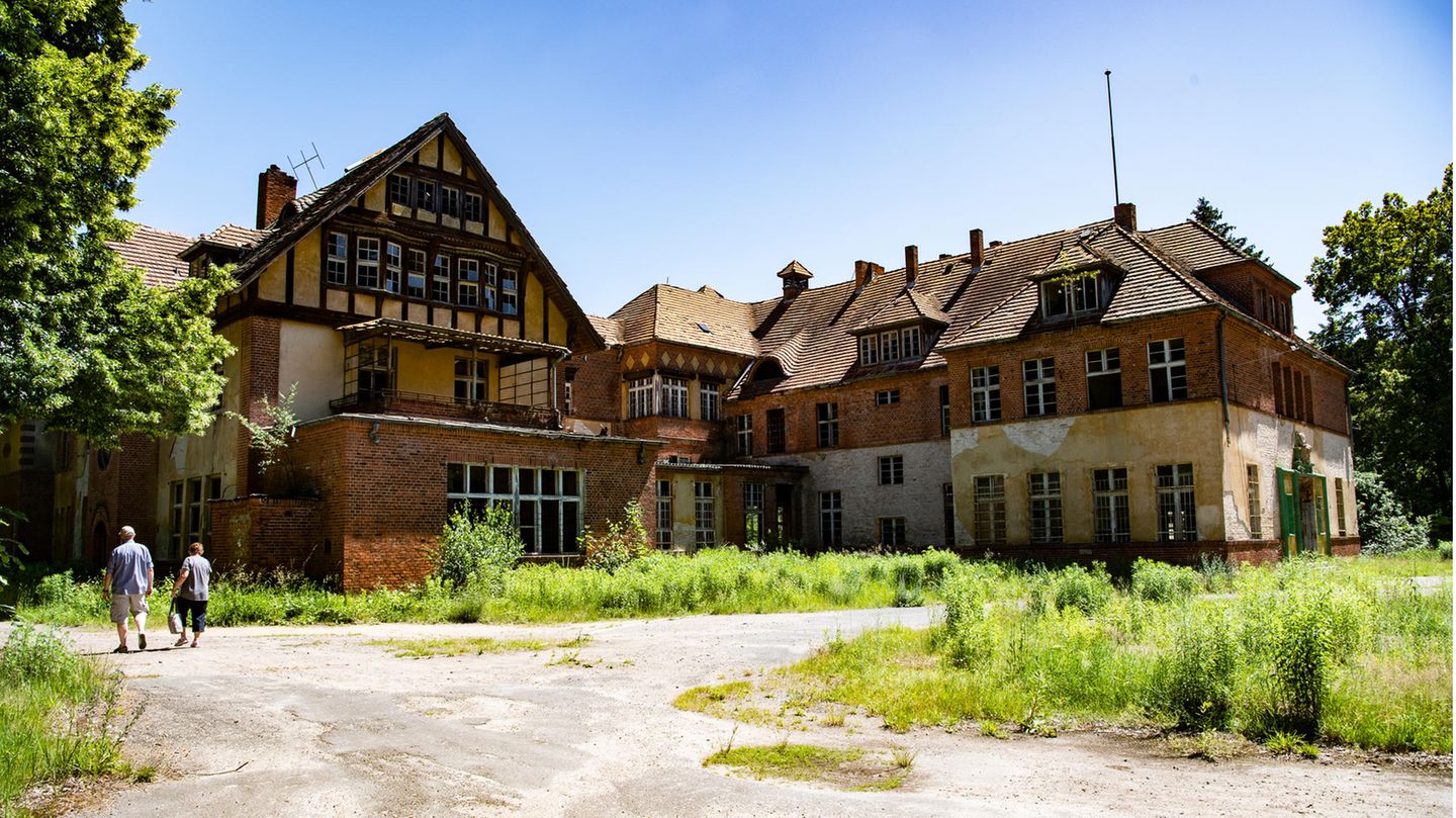 Verwunschenes Gelände: Die ehemalige Lungenheilanstalt befindet sich bei Oranienburg nördlich von Berlin.