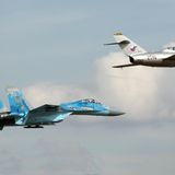 Bei Luftshows ist die MiG-15 immer noch zu sehen. Hier mit einer SU-27.