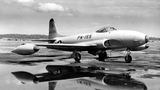 Die F-80 Shooting Star wurde 1943 konzipiert. Die Jets der ersten Generation hatten keine Chance gegen die MiG-15.