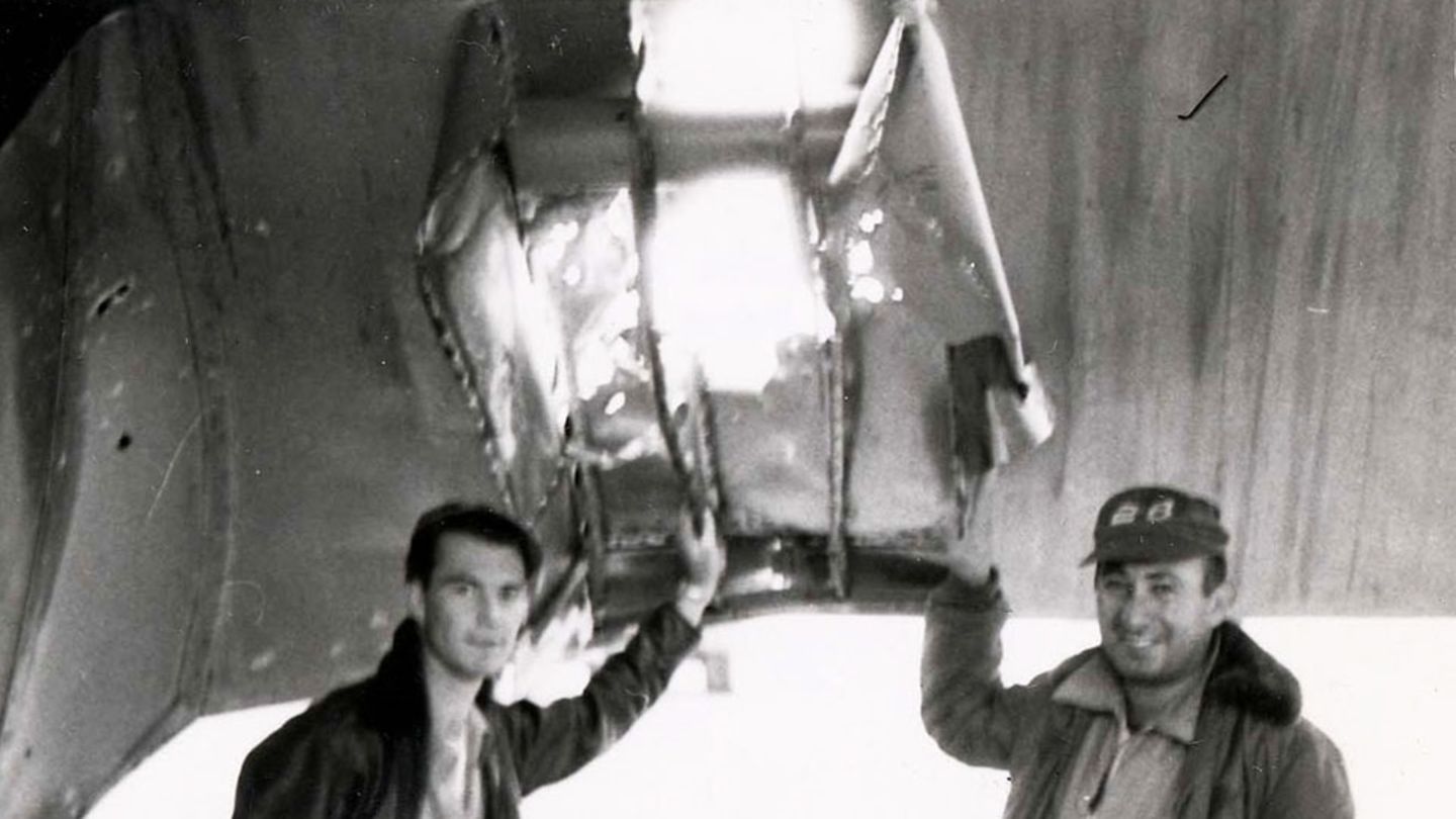 Die B-29 konnte starken Beschuss ertragen, solange nicht die Druckkammer der Besatzung getroffen wurde.