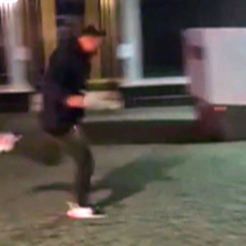 Northeim in Niedersachsen: Kuriose Geschwindigkeitskontrolle: Dieser Blitzer knipst laufende Passanten