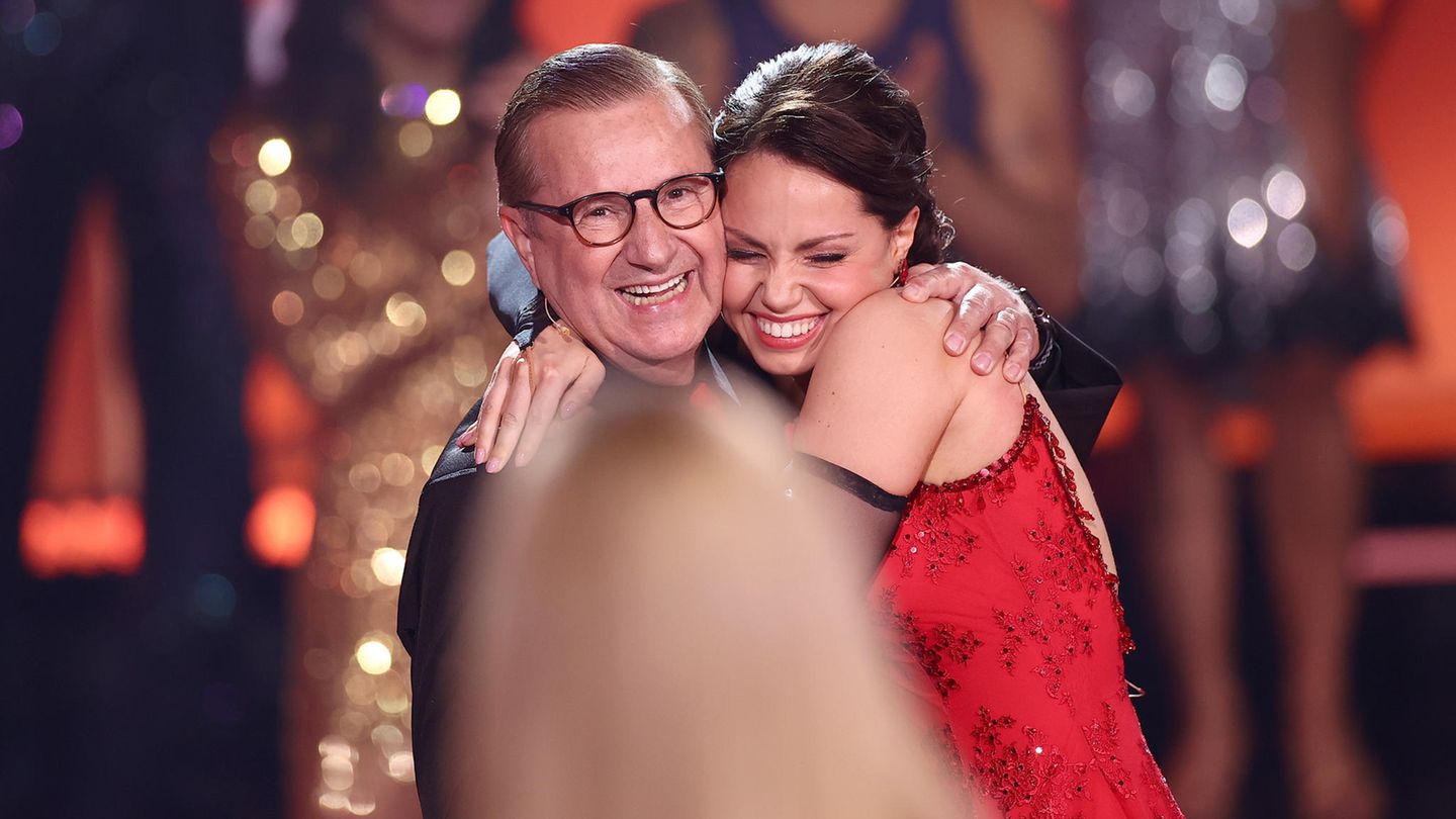 Let's Dance: Jan Hofer und seine Tanzpartnerin Christina Luft
