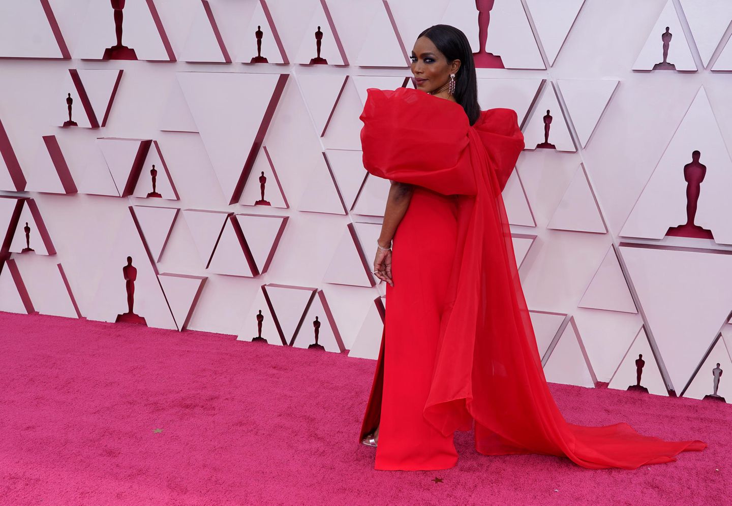 Oscars 2021 Angela Bassett