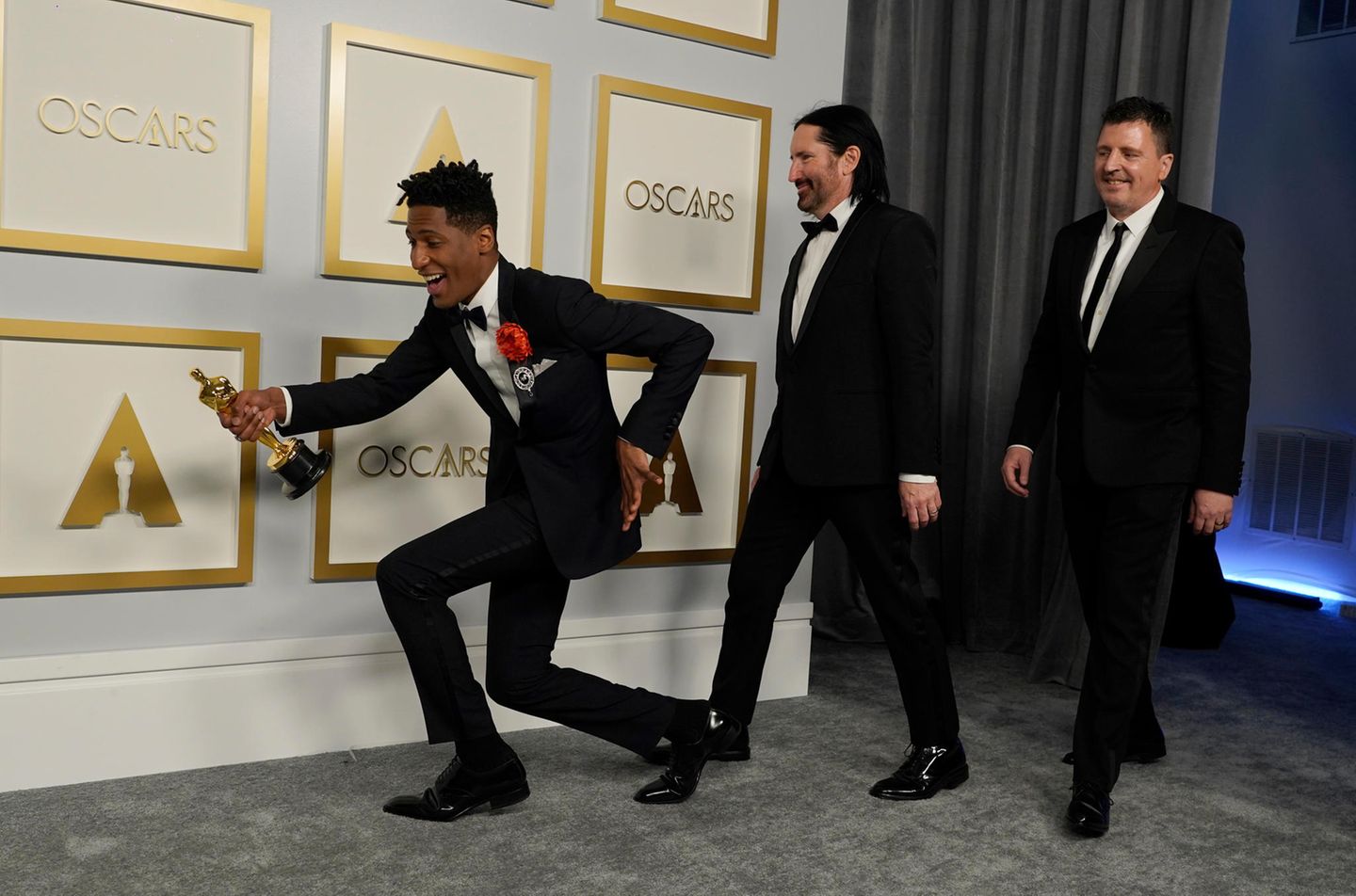Oscar Beste Filmmusik Gewinner & Nominierte Oscar-Verleihung 2021: Strahlende Sieger und ein Verlierer | STERN.de