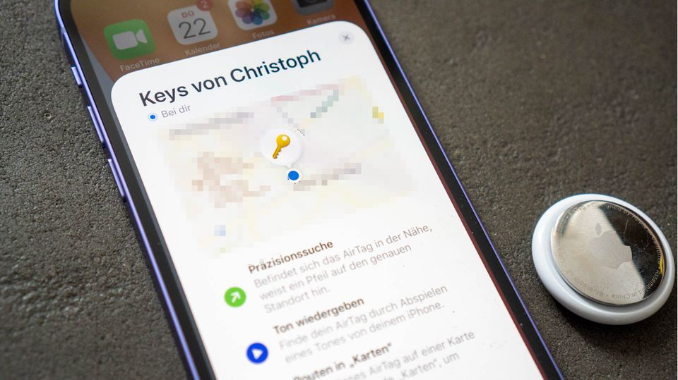 Die Standorte des AirTags kann man sich in der "Wo ist?"-App anzeigen lassen. Die Standorte des AirTags kann man sich in der "Wo ist?"-App anzeigen lassen.