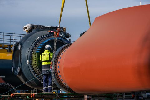 Die Turbinen können um 360 Grad im Wasser geschenkt werden.