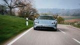Der Porsche Taycan Cross Turismo Turbo S erreicht nach 2,9 Sekunden 100 km/h