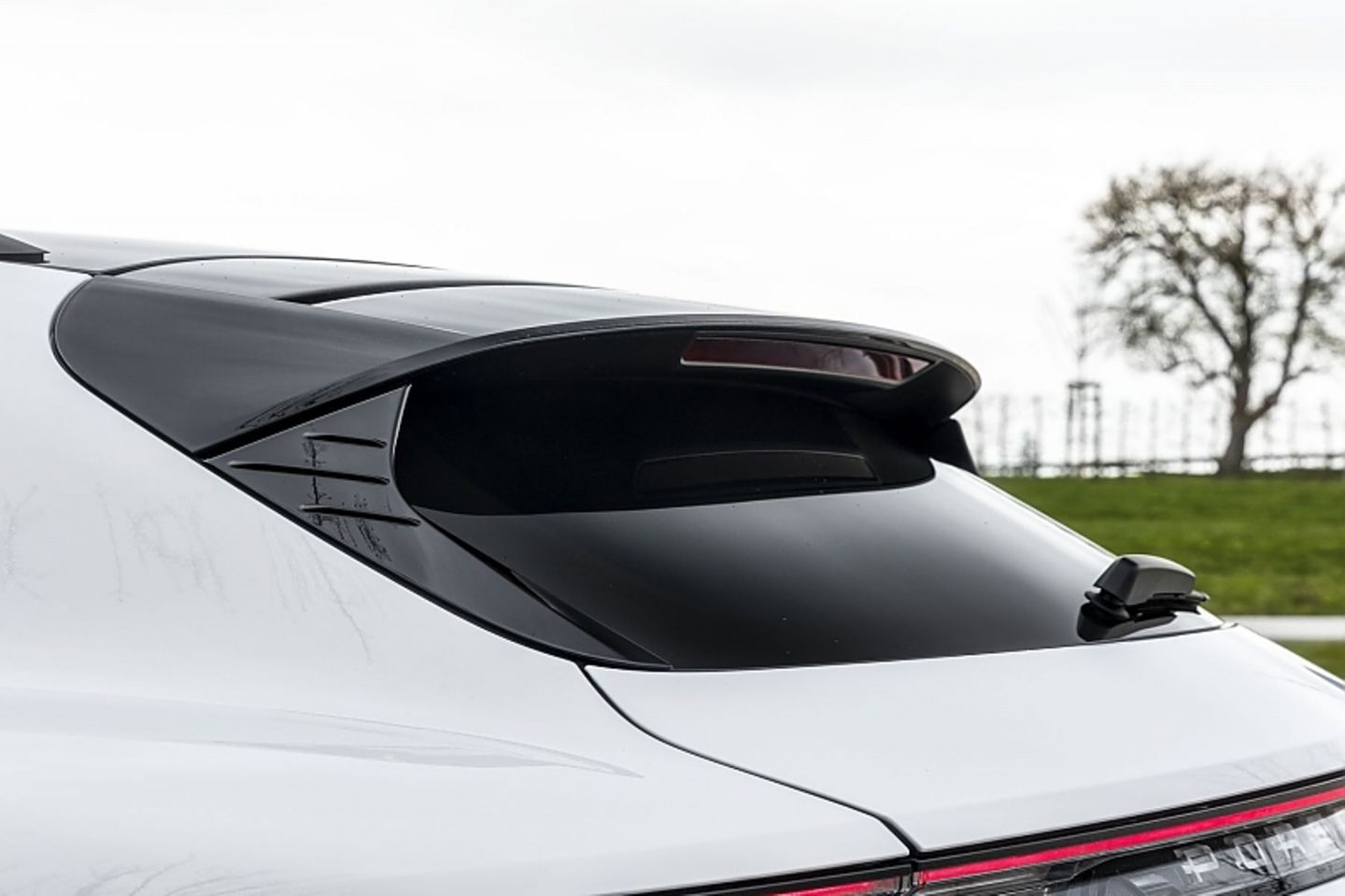 Porsche Taycan Cross Turismo