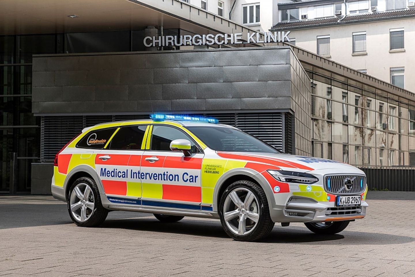 Volvo V90 Cross Country Medical Intervention Car