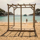 Spanien  Die Lage in Spanien ist relativ stabil, die Sieben-Tage-Inzidenz lag am Mittwoch bei 108. Bisher hat 23 Prozent der Bevölkerung mindestens eine Impfung erhalten. Am 9. Mai endet der Corona-Notstand und soll wegen der guten Entwicklung nicht verlängert werden. Damit entfällt die Grundlage für die meisten Maßnahmen wie Reisebeschränkungen, nächtliche Ausgangssperren, Obergrenzen bei Versammlungen und Schließung von Gaststätten. Wie es danach weitergehen soll, ist noch nicht klar. Alle Hoffnungen des extrem vom Tourismus abhängigen Landes für eine wieder normale Sommersaison richten sich auf den digitalen Impfpass.