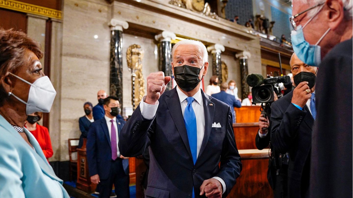 US-Präsident Joe Biden nach seiner ersten Rede im Kongress