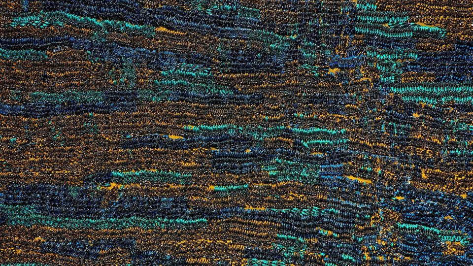 Fahrräder stapeln sich auf einem Fahrradfriedhof in China