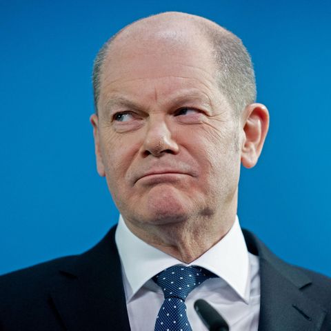 Bundesfinanzminister Olaf Scholz hält nach einem Urteil des Bundesverfassungsgerichts in Karlsruhe steigende CO2-Preise für denkbar