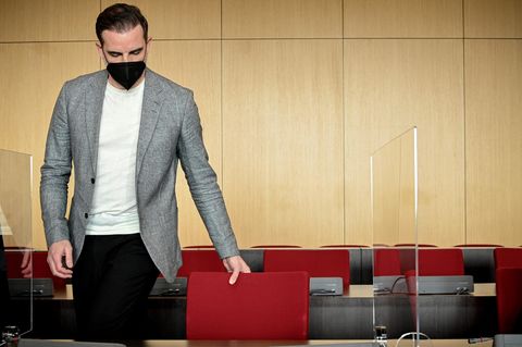 Ex-Fußballnationalspieler im Düsseldorfer Amtsgericht