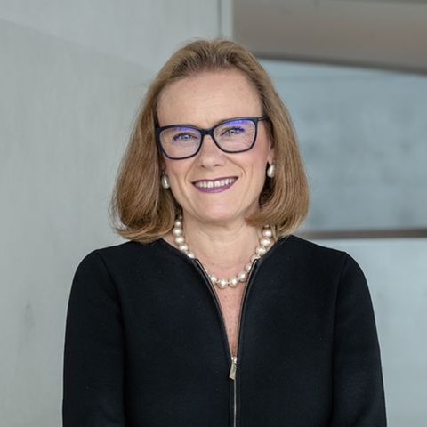 Podcast "Die Boss": Belén Garijo, CEO des DAX-Konzerns Merck