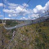 Die Brücke ist nicht kostenlos passierbar: Die Maut beträgt 12 Euro für Erwachsene.