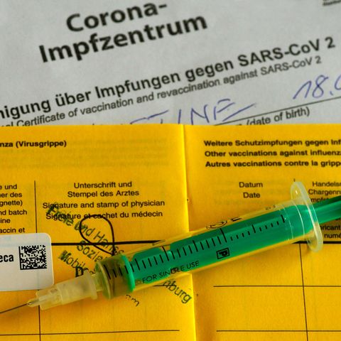 Der Impfpass wird schon bald unser stetiger Begleiter werden. Alles Wichtige im Impfpass-ABC.