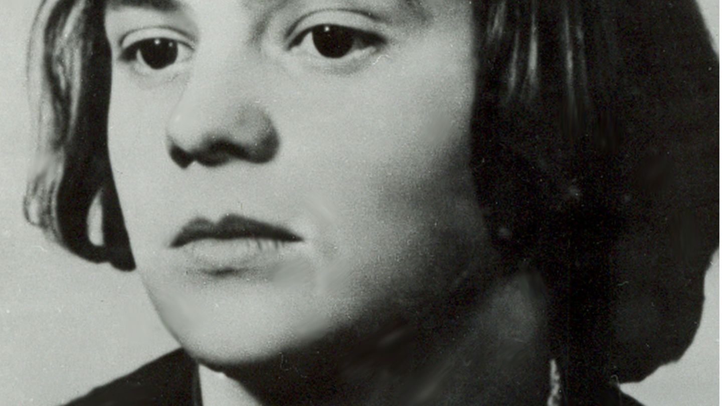 Undatiertes Foto von Sophie Scholl, die als Mitglied der Münchner Widerstandsbewegung "Weisse Rose" vom NS-Regime 1943 hingerichtet wurde