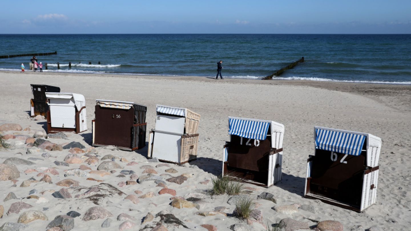 Strandkörbe an der Ostsee.