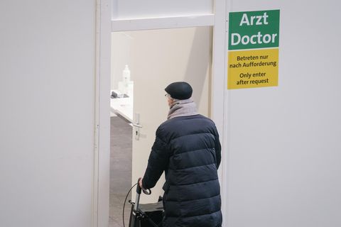 Als die Impfkampagne anlief, war das Credo: die Gefährdetsten zuerst. Die Impfpriorisierung soll im Juni aufgehoben werden.