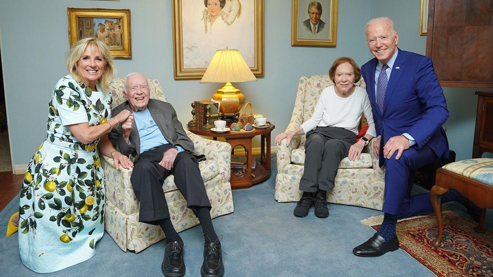 Joe und Jill Biden besuchen Ex-US-Präsident Jimmy Carter und seine Frau.