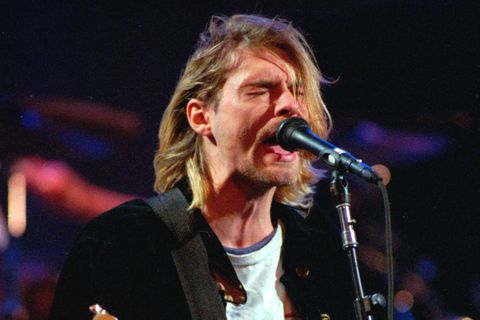Kurt Cobain, Sänger der US-amerikanischen Kult-Rockband Nirvana, im Dezember 1993 bei einem Auftritt in Seattle