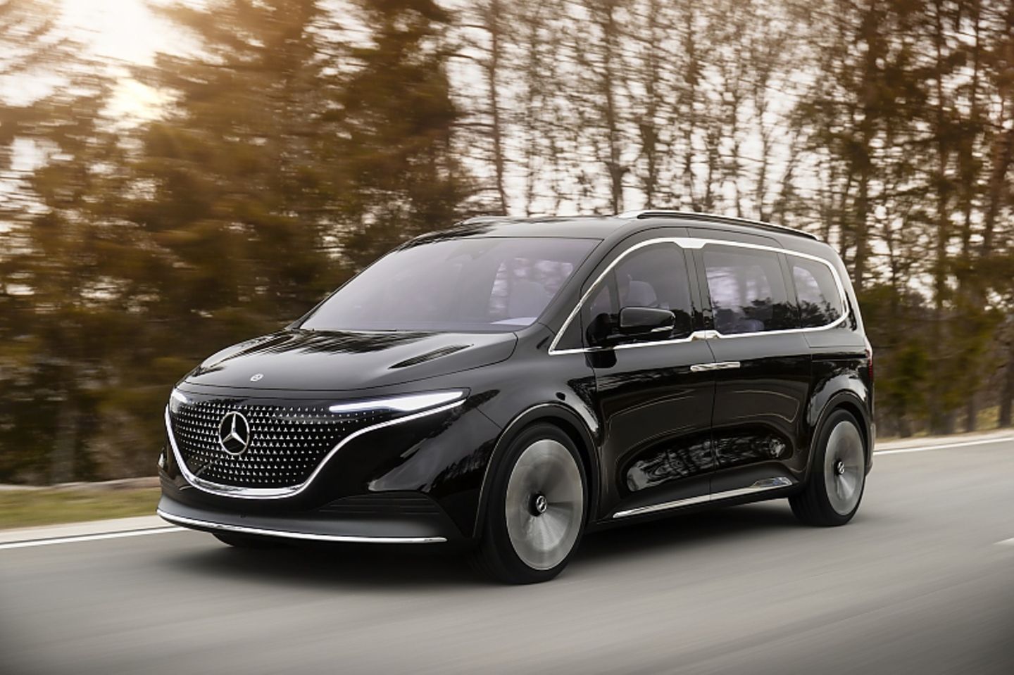 Mercedes EQT 2021