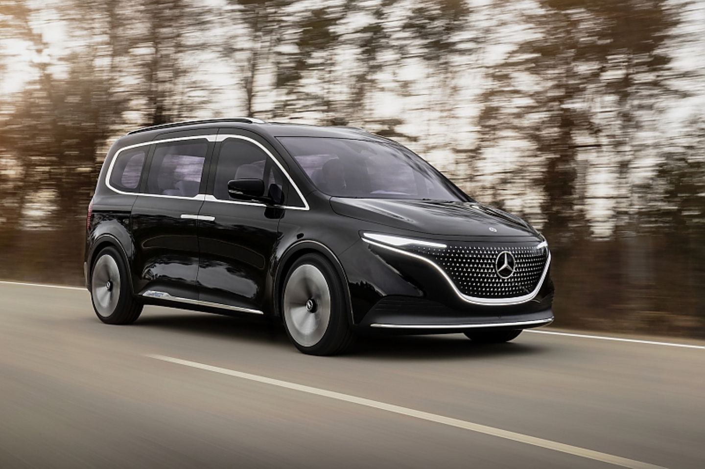 Mercedes EQT 2021