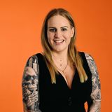 Sonja, 30, aus Salzburg  "Für Männer gibt es genug Gay-Formate. Jetzt sollen wir Frauen mal die Chance haben, uns zu zeigen und die Frau fürs Leben im TV finden zu können."