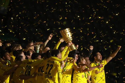 BVB nach Pokalsieg